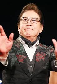 배우 김용건(75)이 39세 연하의 여성 a씨(36)로부터 낙태 강요 미수 혐의로 피소된 가운데, 아들 하정우가 과거 한 방송 프로그램에서 한 발언이 눈길을 끈다. Ysztv9qvmmdmum