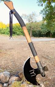 Turqut alp — ərtoğrul qazinin, ilk osmanlı sultanı osman qazinin və orxan qazinin ən yaxın silahdaşlarından biri. Turgut Alp Axe Museum