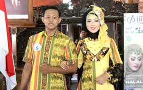 We did not find results for: Tenun Troso Dikenalkan Lewat Lomba Desain Busana Sarimbit