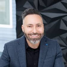 Stacy Mclain's Instagram, Twitter & Facebook