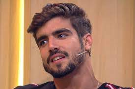 Atores conversaram, entre outros assuntos, sobre beleza e comediante não caio castro expõe mensagens engraçadas de grazi massafera. Video Caio Castro Tira A Barba E Novo Visual Choca Fas Nao Acredito