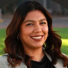 Abe Saenz's Instagram, Twitter & Facebook