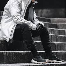 Nikelab Acg Gore Tex 2 In 1 System Jacket Hypebeast On Instagram Streetbeast Nikelab Acg 2 In 1 System Jacket And Nike Air Footscape Magista Fly Mens Fashion Urban Tech Fashion Urban Street Style