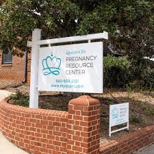 Am I Pregnant? Common Pregnancy Signs and Symptoms