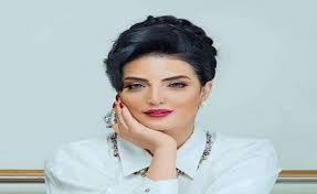 فاجأت الفنانة حورية فرغلي جمهورها ومحبيه، بأول تعليق لها بعد إجراء عملية أنفها وظهور في صورة حديثة لأول مرة من أمريكا. Ø§Ù„ÙÙ†Ø§Ù†Ø© Ø­ÙˆØ±ÙŠØ© ÙØ±ØºÙ„ÙŠ ØªØ®Ø¶Ø¹ Ù„Ø±Ø§Ø¨Ø¹ Ø¹Ù…Ù„ÙŠØ© Ø¬Ø±Ø§Ø­ÙŠØ© ÙÙŠ Ø£Ù†ÙÙ‡Ø§ ÙÙƒØ± ÙˆÙÙ† Ù†Ø¬ÙˆÙ… ÙˆÙ…Ø´Ø§Ù‡ÙŠØ± Ø§Ù„Ø¨ÙŠØ§Ù†