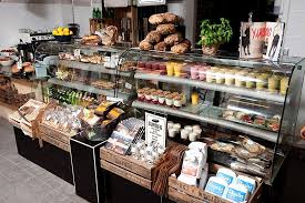 Resultats Google Recherche D Images Correspondant A Http Www Trendtablet Com Wp Content Uploads 2013 01 Bageriet Urbandeli 3 Cafe Food Food Display Food Shop