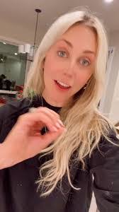 Tiffany Kent's Instagram, Twitter & Facebook