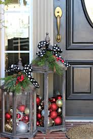 Choosing or making a christmas wreath use your imagination and don't be afraid of experiments to be original. 39 Spectacular Outdoor Christmas Decorations Best Holiday Home Decor