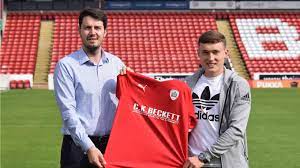 Callum styles plays the position midfield, is 20 years old and 180cm tall, weights 70kg. Callum Styles Signs For The Reds News Barnsley Football Club