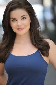 Elizabeth Fye's Instagram, Twitter & Facebook