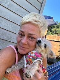 short hair styles for women after stress related hair loss