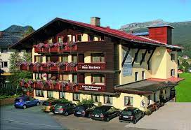 Ob das skigebiet der schönsten sackgasse der welt für begeisterung sorgt erfährst du hier. Hotel Garni Kasimir S Bild Von Hotel Kasimir Garni Riezlern Tripadvisor