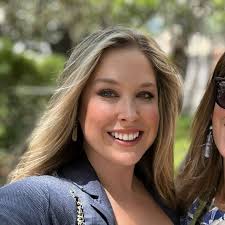 Regan Hebert's Instagram, Twitter & Facebook