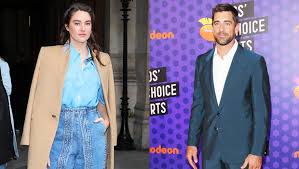Aaron rodgers and danica patrick: Shailene Woodley Aaron Rodgers Reportedly Dating Private Romance Hollywood Life