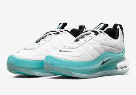 The Nike Air Max 720 818 Sits On Aqua Air Bubbles In 2020 Nike Nike Air Max Nike Air Max 97