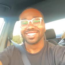 Is anyone with a mic trying to team up in Marvel Rivals?