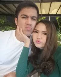 Oleh sebab k0ntroversi yang melanda ini semakin hangat, penyanyi bersuara merdu alif satar turut terkena tempias dek kerana namanya sama seperti curang la lagi bang. Kerana Aliff Aziz Alif Satar Pula Trending Komen Netizen Serius Kelakar