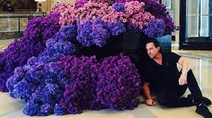 Everyone appreciates the natural beauty and enchantment of f. Jeff Leatham On Flower Walls Instagram And Working With The Kardashians Teen Vogue