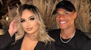 Fostul Fotbalist Al Lui Real Madrid și-a Tatuat Numele Copilului Pe Braț,  Apoi A Aflat Că Nu El Este Tatăl, După Un Test ADN