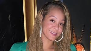 Fundraiser for Kenuway Strong by Keisha Scott : Please help Kenuway with  her Crohn's Disease and Fistula.