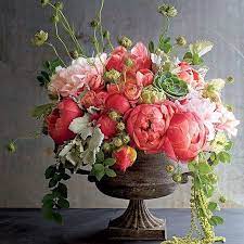 A scattering of spring berries? Peonies Pretty Please Alisonmiksch Mysouthernliving Faux Flower Arrangements Peony Arrangement Flower Arrangements