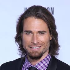 Watch El Dragón: Return of a Warrior