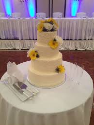 Marriott Sample Wedding Cake With Flowers By Classic Cakes Wedding Cakes With Flowers Classic Cake Flower Cake