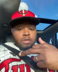 look around and i see a bunch of lions in my squad 🦁