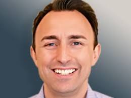 The Leadership Table with Chad Reyes