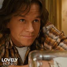 Joanna Batton's Instagram, Twitter & Facebook