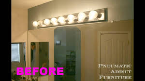 Don't let your lack of this is an original vanity light fixture that is located in the bathroom of an apartment that i recently purchased. Einzigartige Bad Eitelkeit Lichter Einzigartige Bad Eitelkeit Lichter Residence Light Fixtures Bathroom Vanity Bathroom Light Bar Updating Bathroom Vanity
