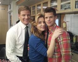 Maybe you would like to learn more about one of these? Eva Longoria And Desperate Housewives Co Stars Share Photos From Last Day On Set Daily Mail Online