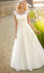 Laura mü is on facebook. Brautkleid Laura Brautmoden Opree