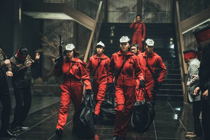 Review: 'Money Heist: Korea' Gives Netflix's Hit Series a K-Pop Spin