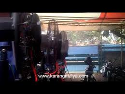 Untuk menyiasati cuaca panas yang melanda, banyak orang yang memanfaatkan berbagai teknologi pendingin udara, salah satunya melansir dawn study, sesungguhnya tidur dengan menyalakan kipas angin memiliki pro dan kontra yang sudah lama menjadi. Kipas Angin Air Kurang Dingin Coba Cara Ini