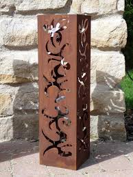 Saule Feuersaule Balder Metall Edelrost 60 Cm Dm 10004 Amazon De Garten Edelrost Feuersaule Cortenstahl