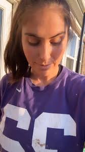 Yes, I indeed do still work for Uncommon James. #companyouting #mamasout