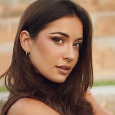 BELLA RAPP (@bellatropeano) • Instagram photos and videos