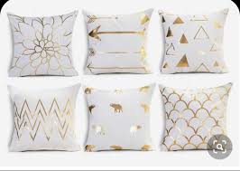 Black And Gold Couch Pillows Pin By Kaya Bennett On Bedroom Designs In 2020 Gold Throw Pillows White Throw Pillows Black Throw Pillows