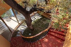 Check out these inspiring and refreshing pictures of infinity pools. Mad Architects Designs Kindergarten That Skirts 18th Century Siheyuan Courtyard In Beijing De51gn