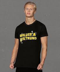 Haaland edges lewy to win player of the season. Pin Von Burhan Taha Football Hq Auf Erling Braut Haaland Nationalmannschaft Bundesliga Bvb