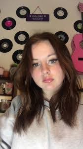 Angela Lile's Instagram, Twitter & Facebook