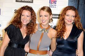  10 Populer Images Of Lori Lively Ranny Gallery