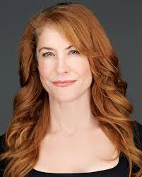 Janet Saunders's Instagram, Twitter & Facebook