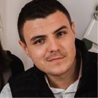 40+ "Róbert Fehér" profiles