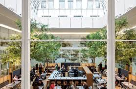 A la manière du food hall londonien de harrods, la grande epicerie propose une large sélection. La Grande Epicerie De Paris Fine Groceries Selective Distribution Lvmh