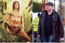 Brendan james fraser was born in indianapolis, indiana, to canadian parents carol mary (genereux), a sales counselor, and peter fraser, a journalist and travel. Seks Simvol 90 H Brendan Frejzer Izmenilsya Do Neuznavaemosti Ledi Mail Ru