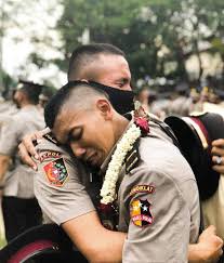 Cara mudah potong rambut cepak tentara, mudah di fahami … 35+ model rambut cepak pria keren (tentara, polisi, taruna) 18+ modis potongan rambut ala tentara amerika Model Rambut Taruna Sekali