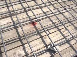 سقف بلاطة عادية مصمتة بلاطة وكمر خرسانة مسلحة مع البسكوت وتسليح في الار outdoor outdoor structures construction