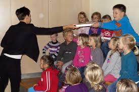 5 / 5 aus 140 bewertungen. Volksschule Selb Ii Grundschule Ubergabe Von Malkasten An Die Erst Und Zweitklassler